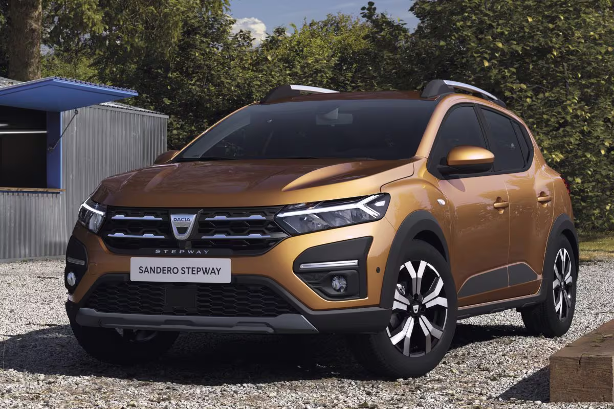 Dacia Sandero Stepway 2021 Brown front