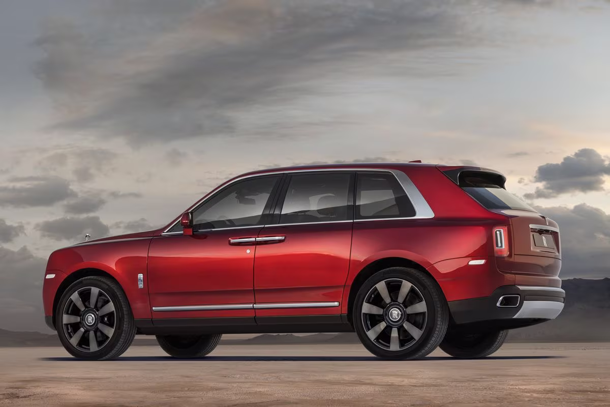 rolls-royce-cullinan-zijkant