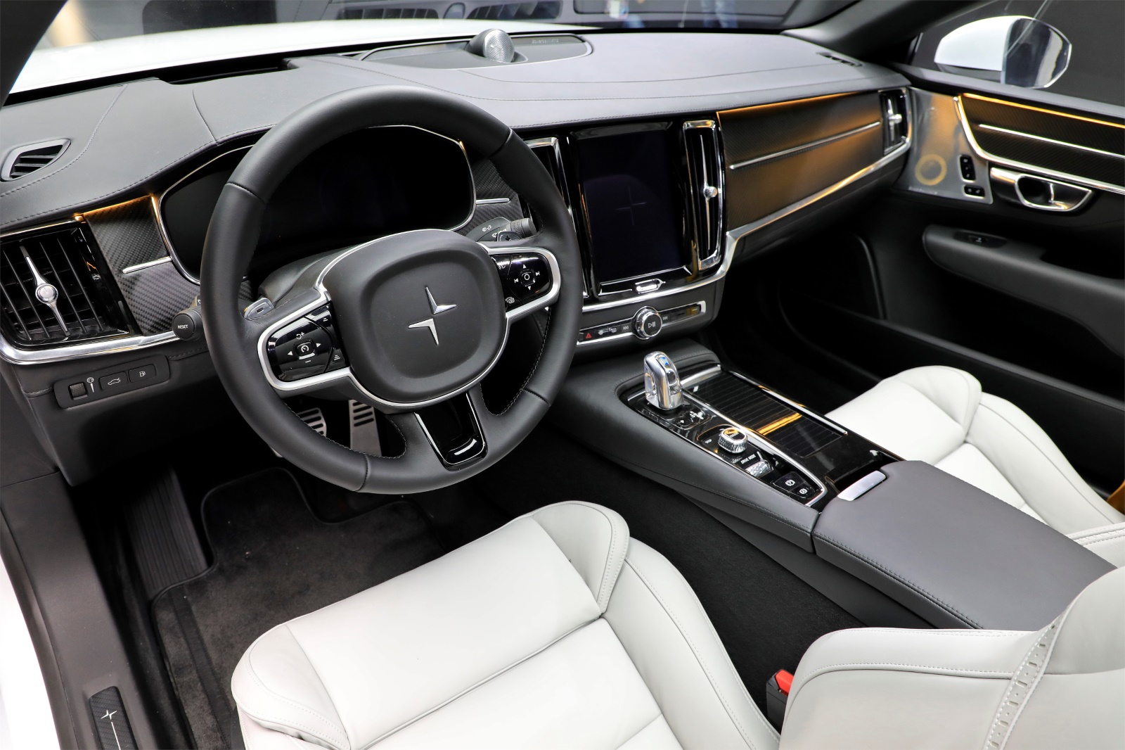 Polestar 1 Coupé Automaat 2.0 Interior