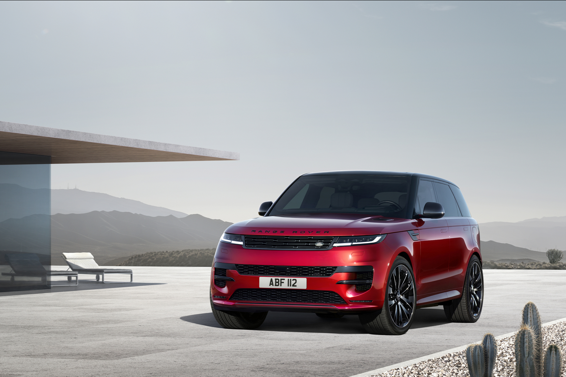 Range Rover Sport P440e red front
