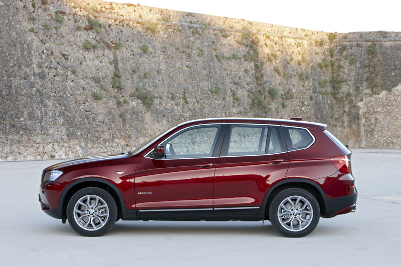 BMW X3 2010-2017 rood side