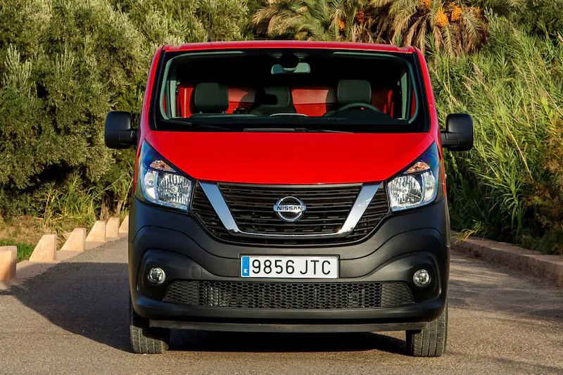 Nissan NV300 2017 red front