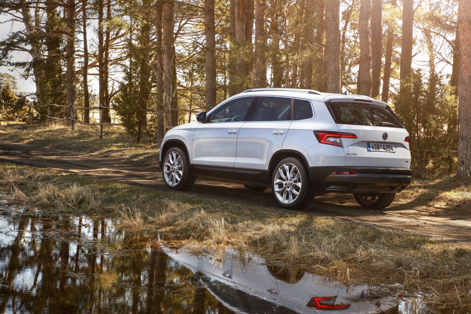 Skoda Karoq SUV Rear