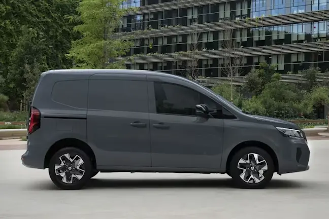 Nissan Townstar 2023 gray side