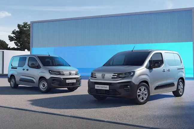 Peugeot e-Partner 2023 gray front