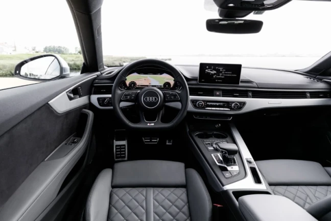Audi A5 Coupé Automaat Interior