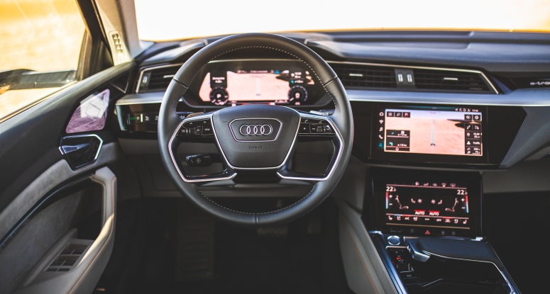 Audi-e-tron-2019-inside