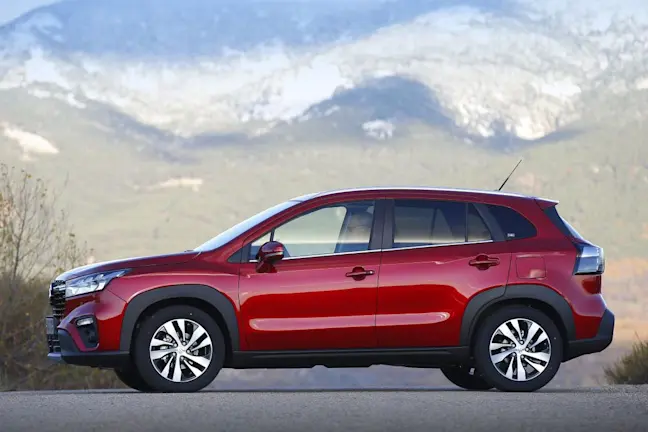 suzuki s-cross red side