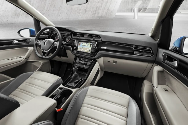 Volkswagen Touran MPV Interior
