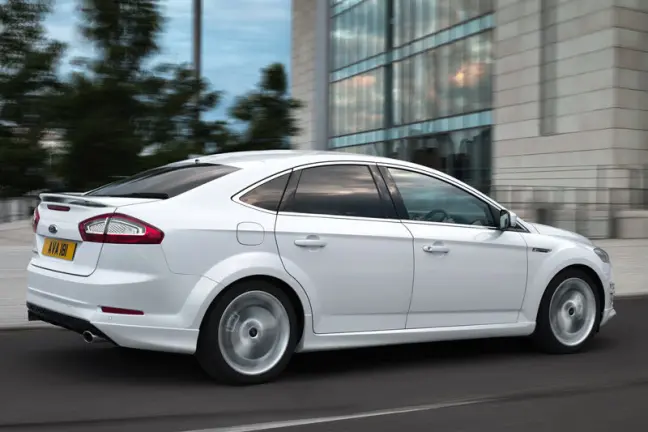 einde De eigenaar Vrijgevig Ford Mondeo - Informatie en prijzen | Autotrack.nl