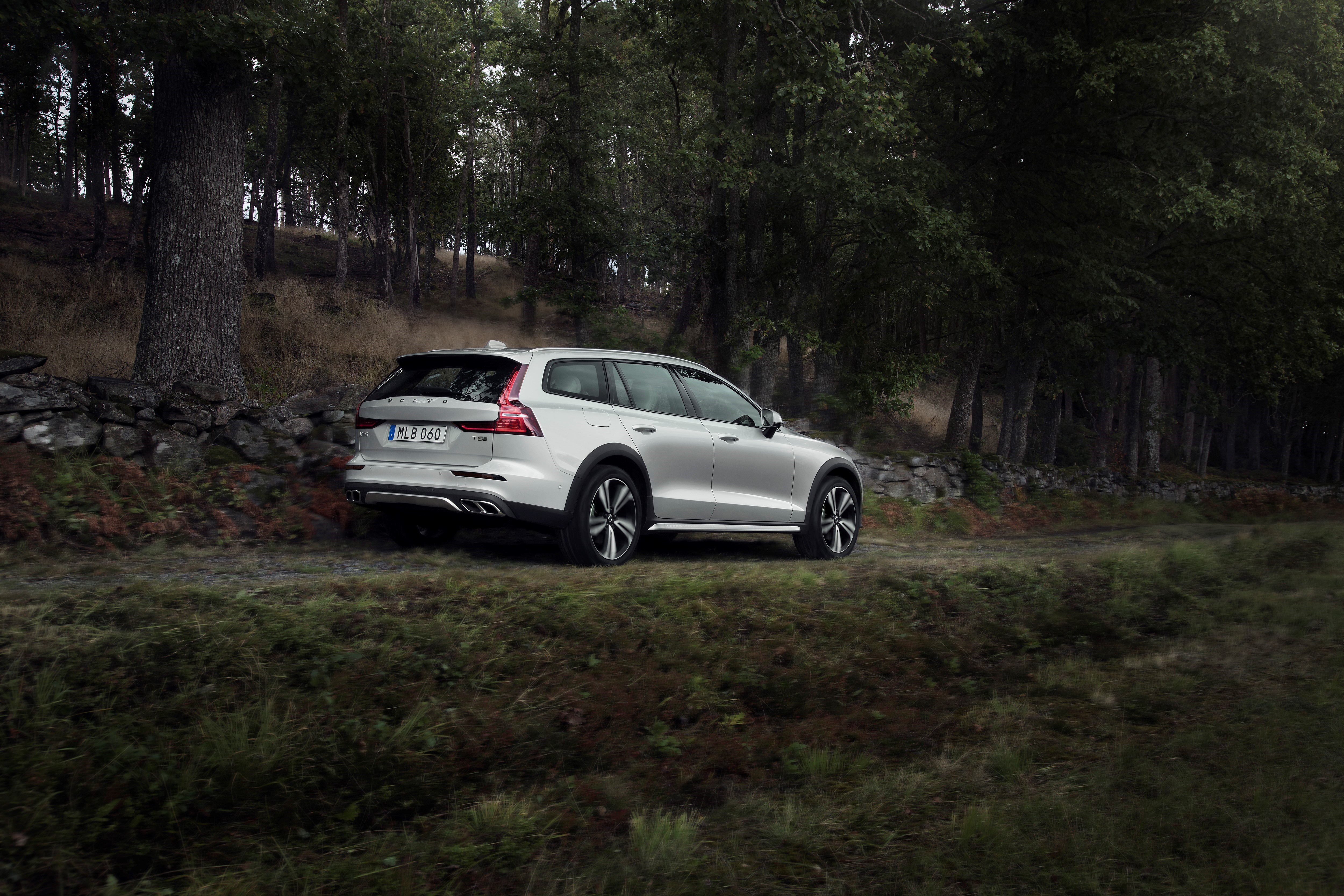 Volvo V60 Cross Country
