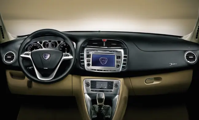 Lancia Delta Hatchback Interior