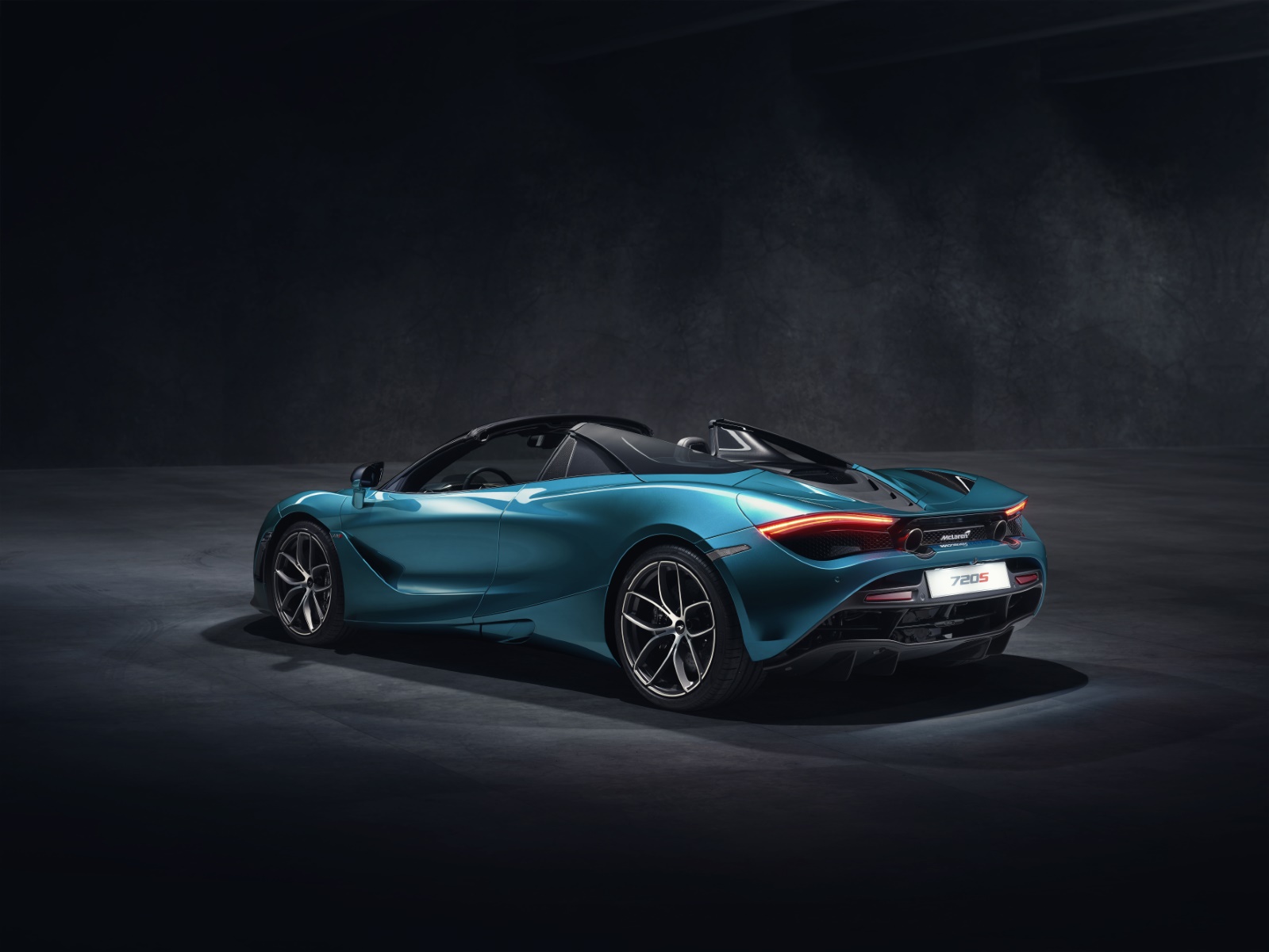 McLaren 720S Cabrio hardtop Automaat Rear