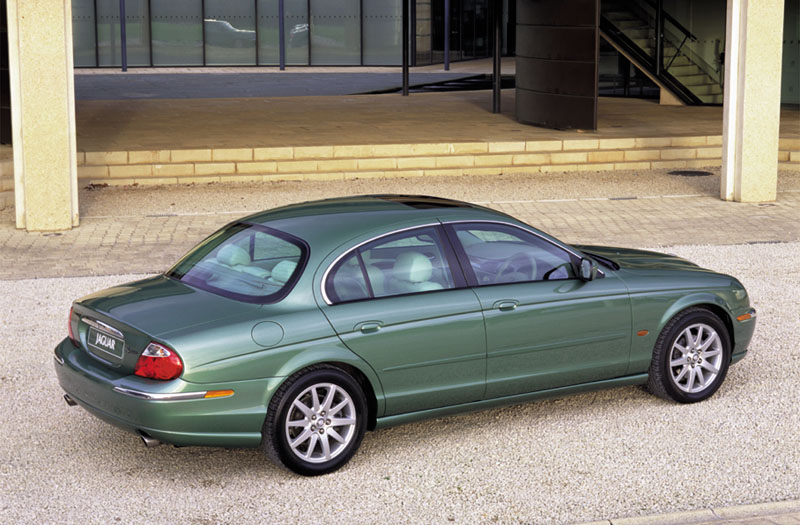 Jaguar S-type Sedan Rear