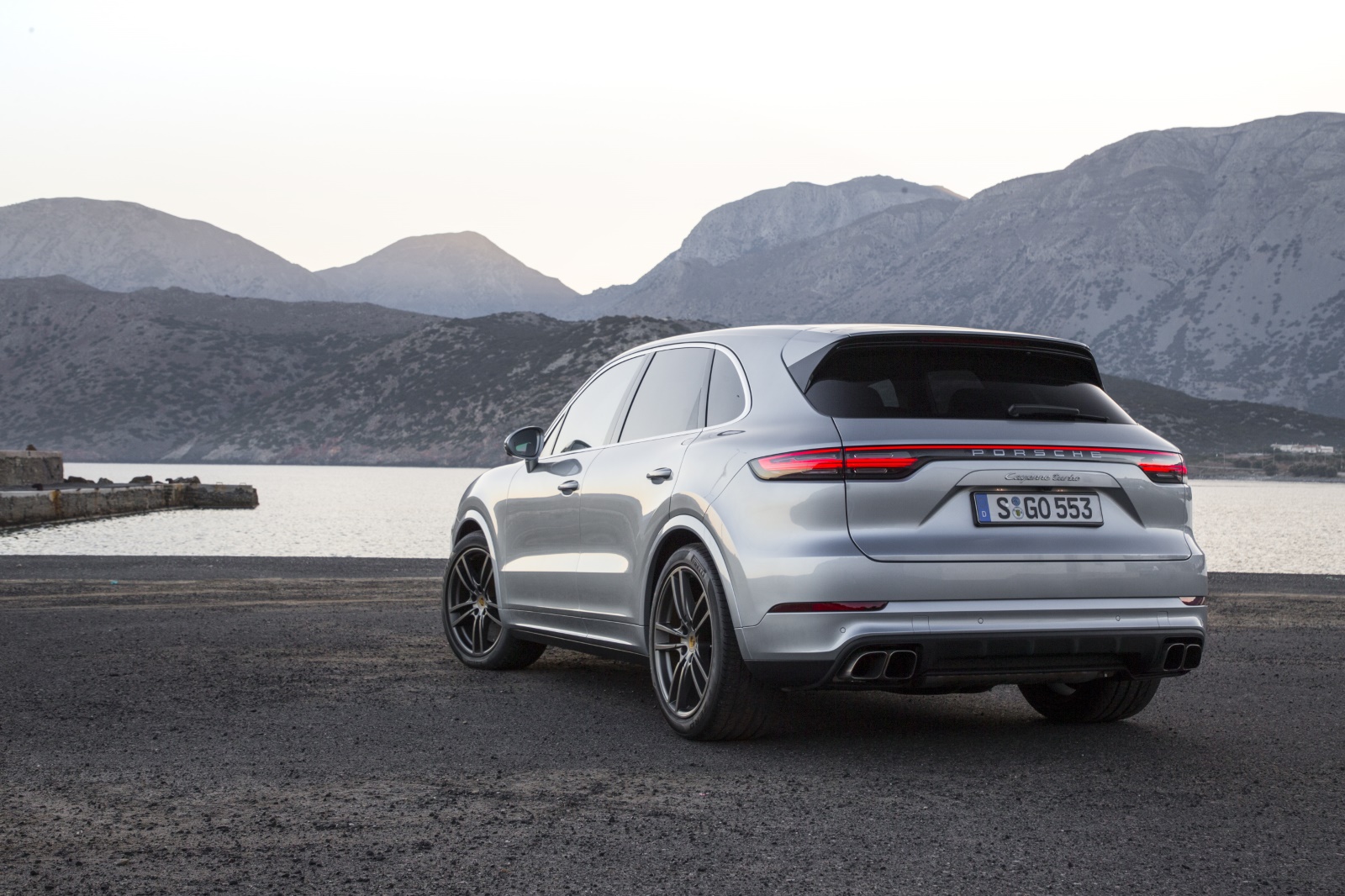 Porsche Cayenne SUV Automaat 4.0 Turbo Rear