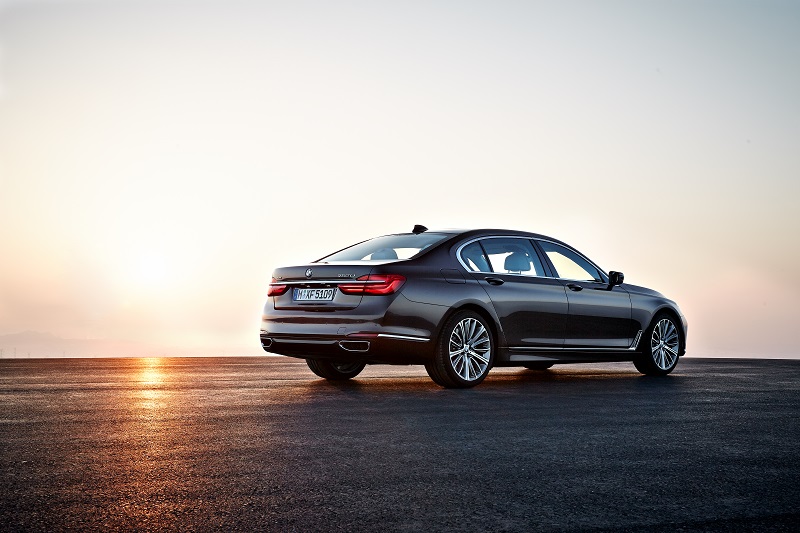BMW 7-serie Sedan Automaat Rear