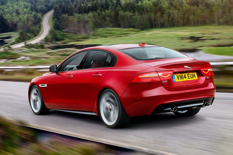 Jaguar XE 