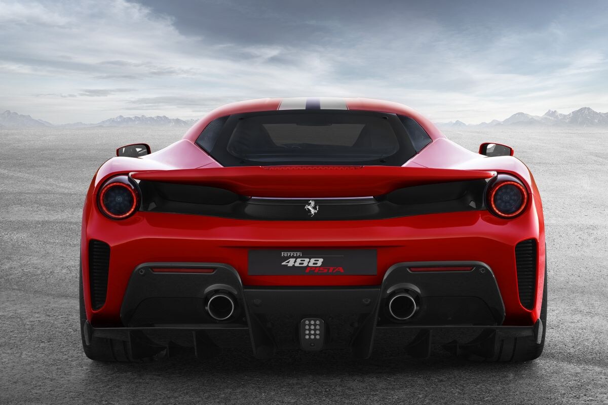 ferrari-488-pista