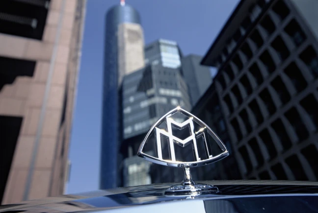 Maybach 57 Emblem © Mercedes-Benz AG