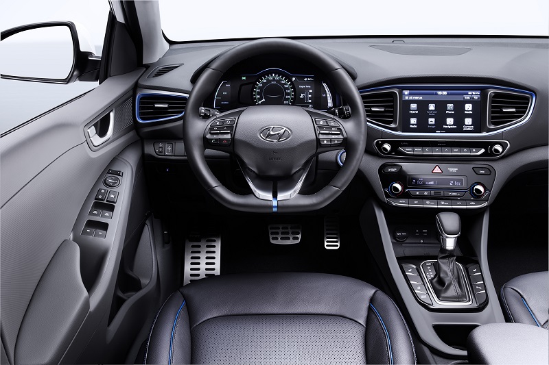 Hyundai IONIQ Hatchback Automaat Interior