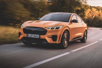 Ford Mustang Mach E Oranje