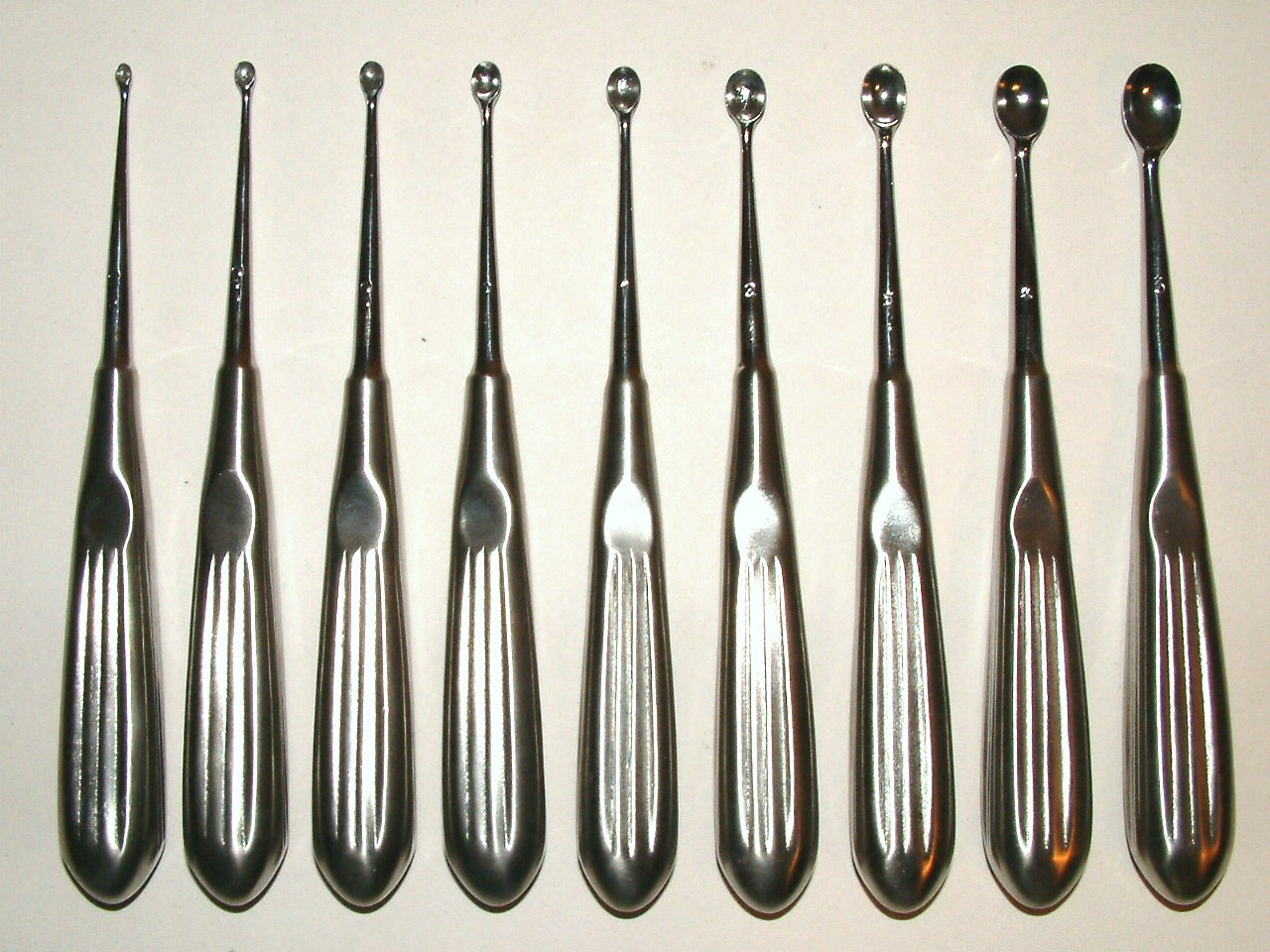 Surgical scoop set Bob's Bits