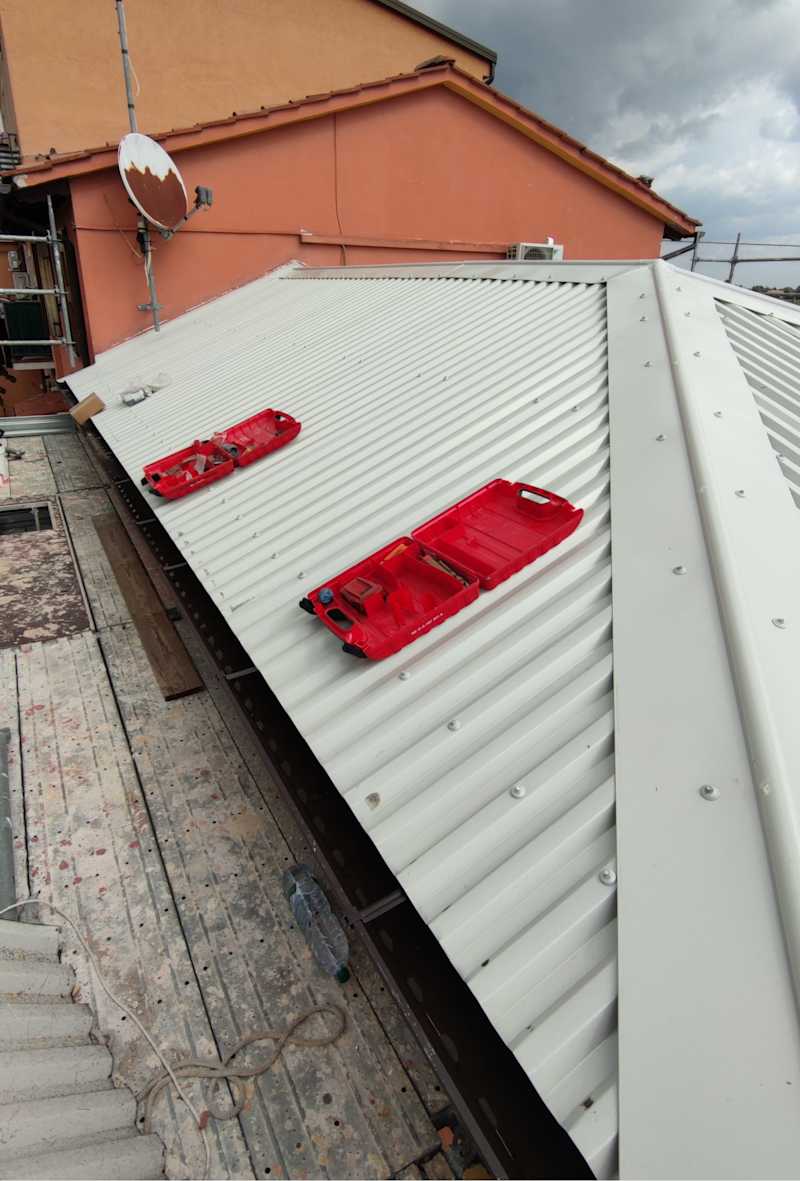 Ristrutturazione edilizia di un edificio ad uso residenziale (Bologna) image 2