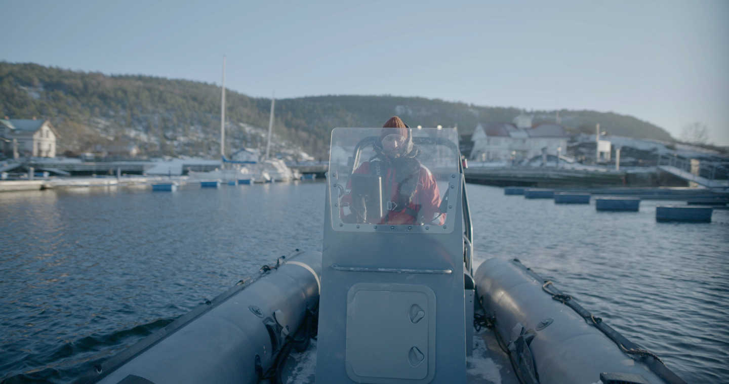 Orca co-pilot marine navigation chartplotter