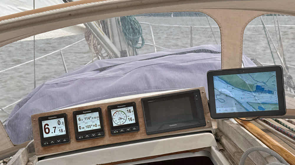 Orca can communicate with the existing network via Orca Core. Here with Raymarine repeaters. ©Sönke Roever