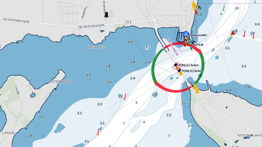 Shallow water areas can be highlighted in blue on the Orca chart. ©Orca/BLAUWASSER.DE