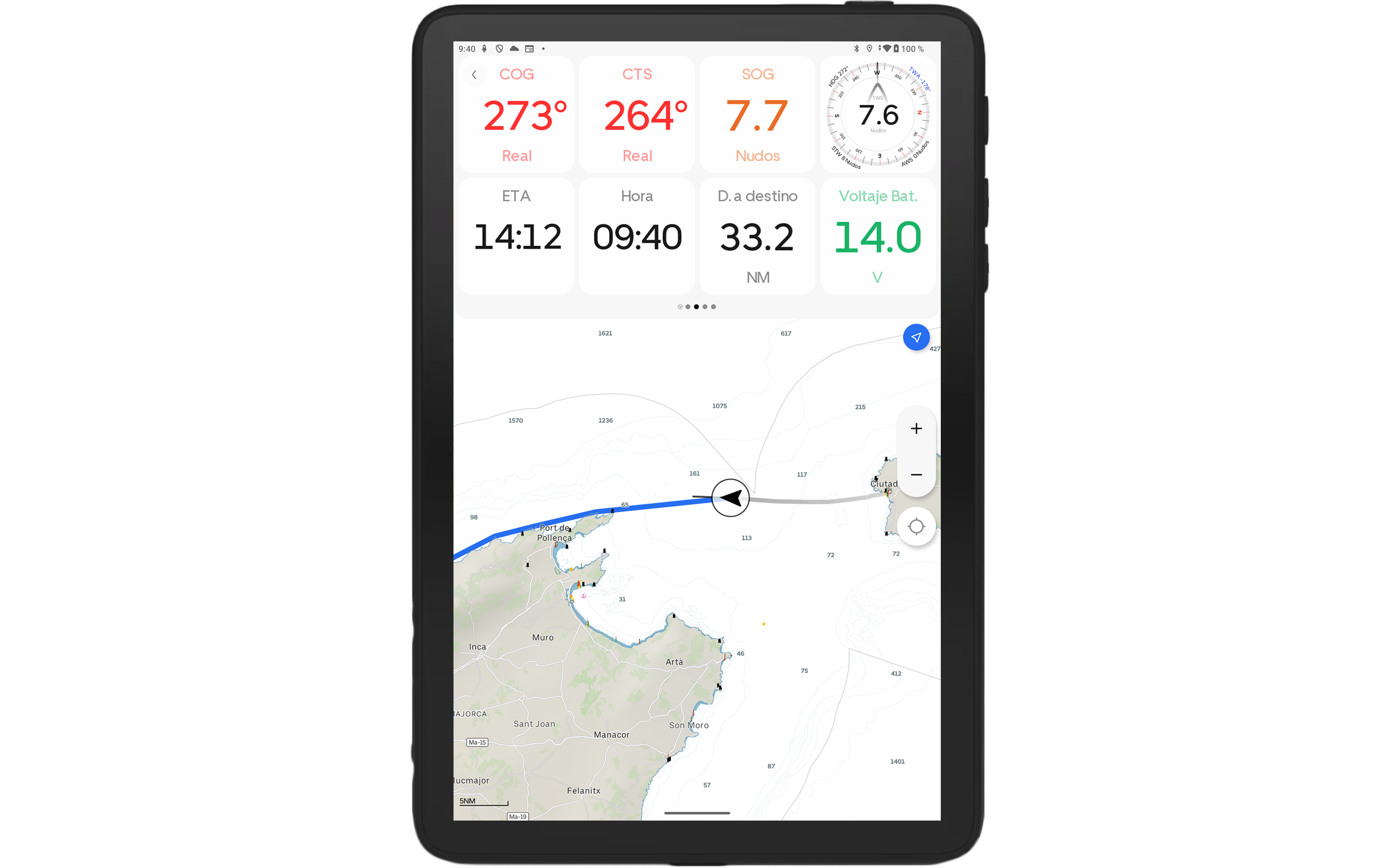 Charts and instruments. Photo: José María Serra Cabrera.