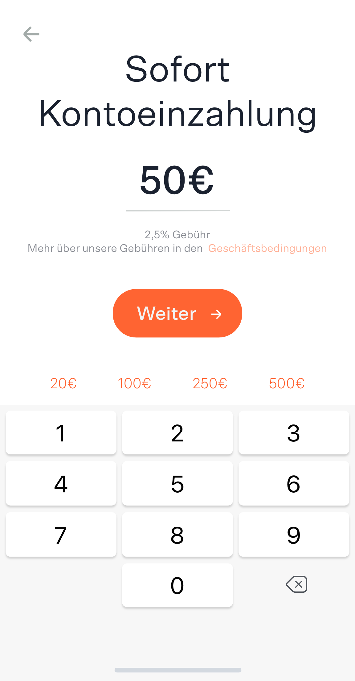 Screenshot eines mobilen App-Bildschirms, der den Nutzer auffordert, einen Aufladebetrag für sein Konto einzugeben.