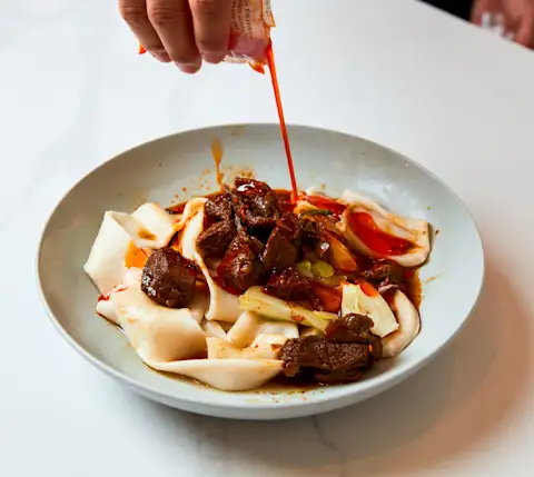 CxBlog-DD-XiAn-Noodles-DrizzleOil