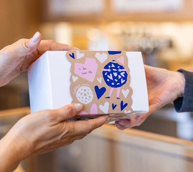 NYC Cookie Sensation Levain Bakery Opens in Los Angeles DoorDash Blog