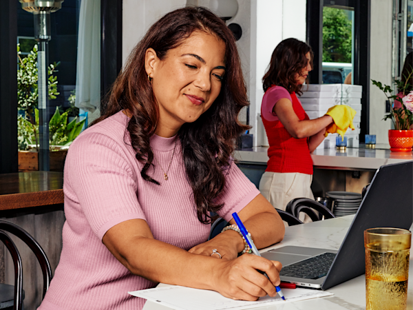 Mx - Resource Center - Hero 