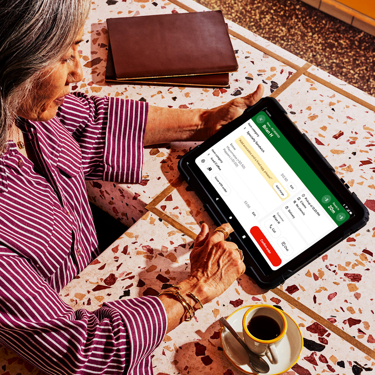 Mx - Learning Center - Adjust Existing Order on Your Tablet