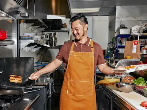 Mx - Competitor Paid Media (A) - Right Partner 