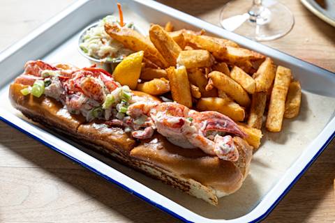 Mx Blog - Success Story - Legal Sea Food - Lobster Roll