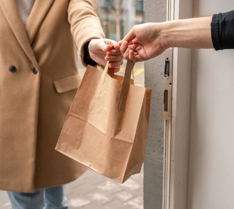 Mx Blog - Hero - How Retail Delivery Boosts Local Business