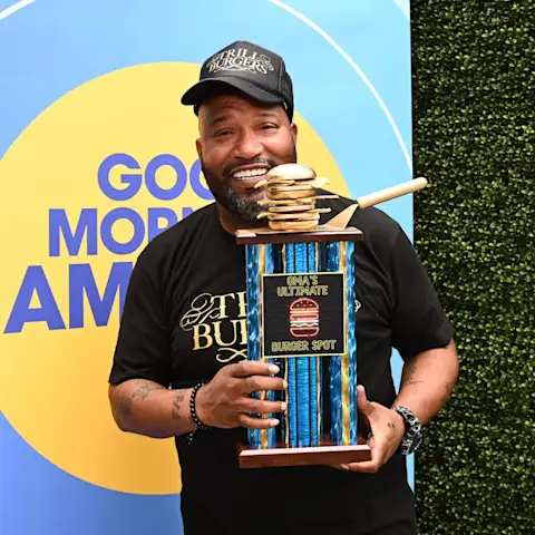 Mx - Trill Burgers - Images - #1