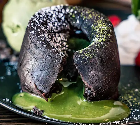 BestDessertsSF UDessertStory moltenchocolatematchacake article