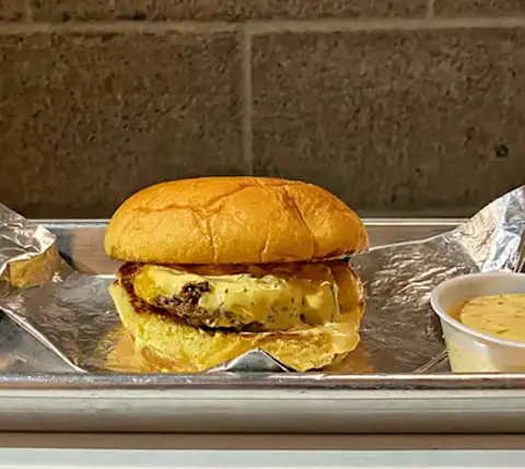 CxBlog-DD-Vancouver-Burger-Pigot’s-Burger-Club