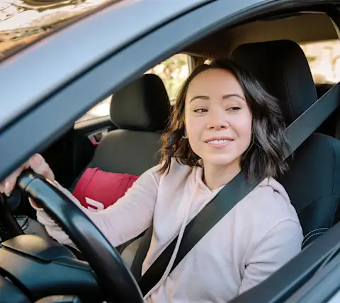 Dx Blog (US/CA/AU/NZ) - Rideshare vs. Food Delivery: What Type of Gig Work Is Right for You? - Dasher in car