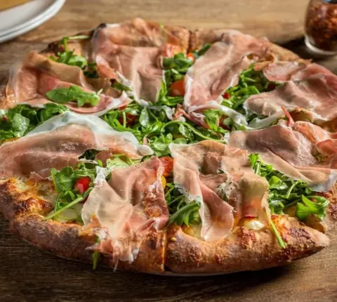 roberts pizza & dough company - prosciutto and arugula