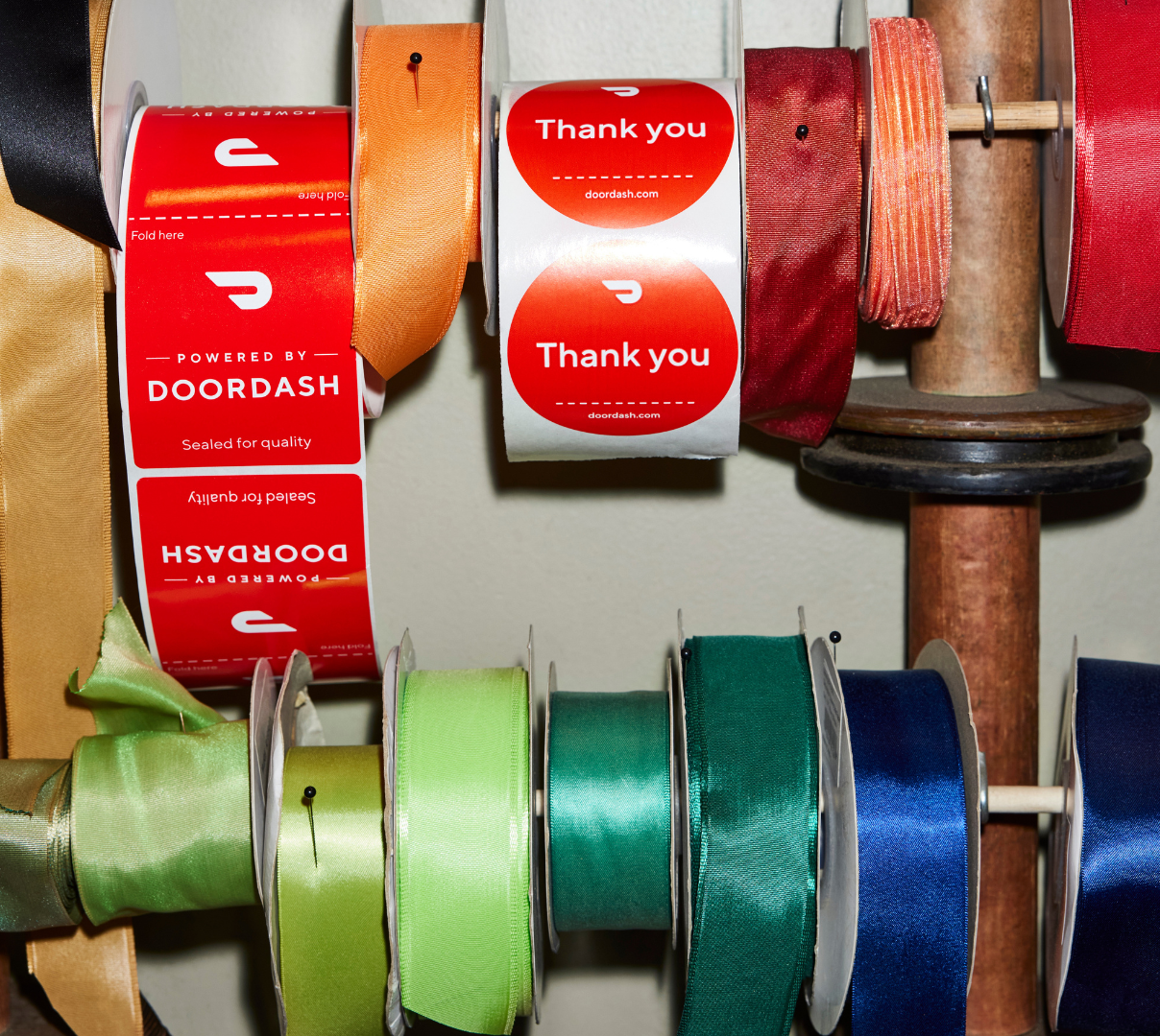 Direct mail for restaurants DoorDash ribbons and stickers 