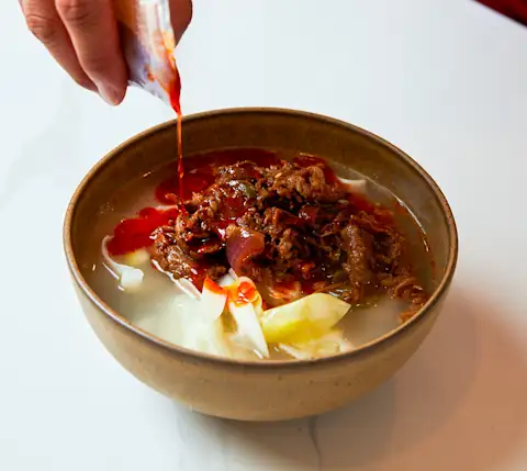 CxBlog-DD-XiAn-NoodlesSoup-DrizzleChiliOil