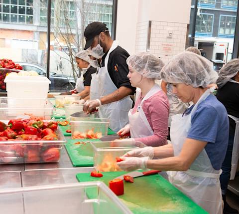 Corp (US) - ddi - dc local spotlight - merchant carousel - dc cent kitchen photo