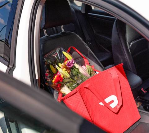 Dx Blog (US/CA/AU/NZ) - How to Deliver Flowers with DoorDash - flower bouquet