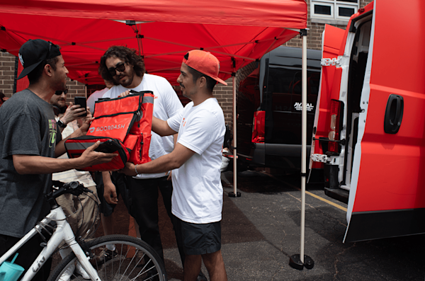 Dx DoorDash BagWagon - Gear giveaway