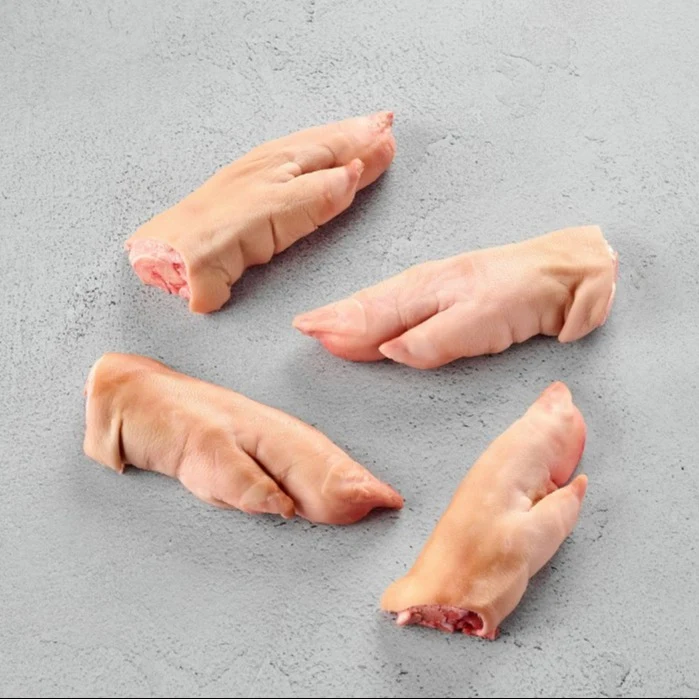3136 - Pork Feet Split RAW
